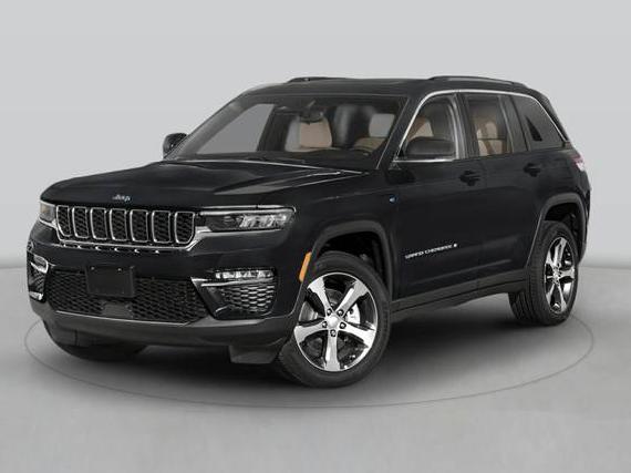 JEEP GRAND CHEROKEE 2023 1C4RJYB60PC649682 image